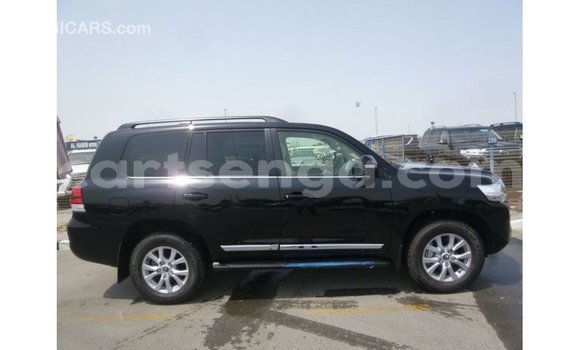 Acheter Import Voiture Toyota Land Cruiser Noir à Import - Dubai, Hhohho Acheter Import Voiture Toyota Land Cruiser Noir à Import - Dubai, Hhohho