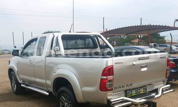 Buy Used Toyota Hilux Silver Car in Mbabane in Manzini Buy Used Toyota Hilux Silver Car in Mbabane in Manzini