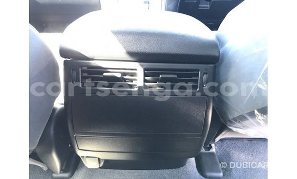 Nunua Imported Toyota Land Cruiser White Gari ndani ya Import - Dubai nchini Hhohho Nunua Imported Toyota Land Cruiser White Gari ndani ya Import - Dubai nchini Hhohho