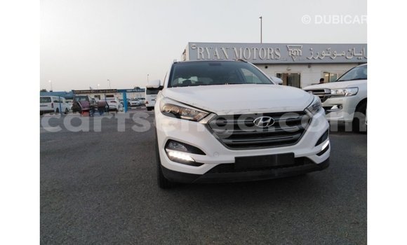 Buy Import Hyundai Tucson White Car in Import - Dubai in Hhohho Buy Import Hyundai Tucson White Car in Import - Dubai in Hhohho