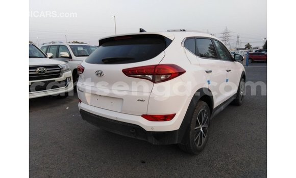 Buy Import Hyundai Tucson White Car in Import - Dubai in Hhohho Buy Import Hyundai Tucson White Car in Import - Dubai in Hhohho