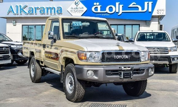 Buy Import Toyota Land Cruiser Beige Car in Import - Dubai in Hhohho Buy Import Toyota Land Cruiser Beige Car in Import - Dubai in Hhohho