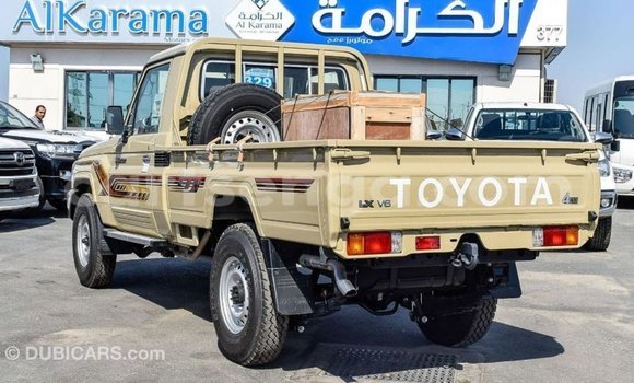 Buy Import Toyota Land Cruiser Beige Car in Import - Dubai in Hhohho Buy Import Toyota Land Cruiser Beige Car in Import - Dubai in Hhohho