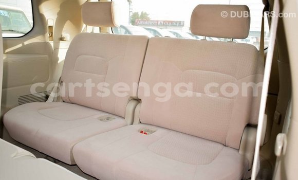 Buy Import Toyota Land Cruiser White Car in Import - Dubai in Hhohho Buy Import Toyota Land Cruiser White Car in Import - Dubai in Hhohho
