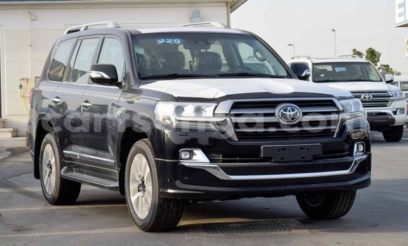 Buy Import Toyota Land Cruiser Black Car in Import - Dubai in Hhohho Buy Import Toyota Land Cruiser Black Car in Import - Dubai in Hhohho