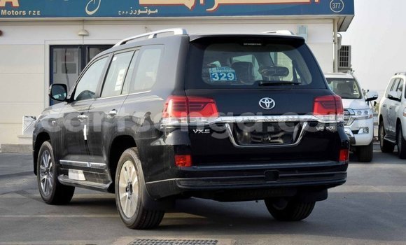 Buy Import Toyota Land Cruiser Black Car in Import - Dubai in Hhohho Buy Import Toyota Land Cruiser Black Car in Import - Dubai in Hhohho