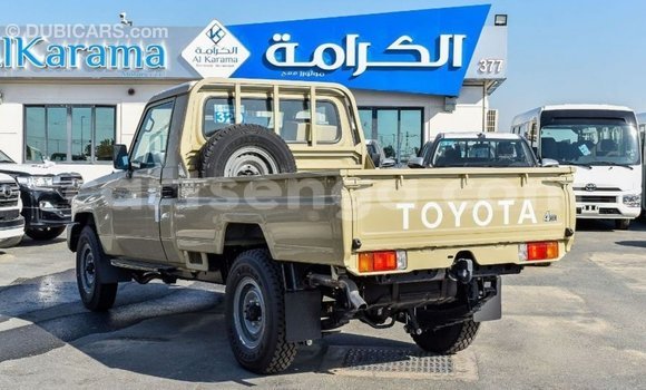 Buy Import Toyota Land Cruiser Beige Car in Import - Dubai in Hhohho Buy Import Toyota Land Cruiser Beige Car in Import - Dubai in Hhohho