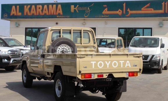Buy Import Toyota Land Cruiser Beige Car in Import - Dubai in Hhohho Buy Import Toyota Land Cruiser Beige Car in Import - Dubai in Hhohho
