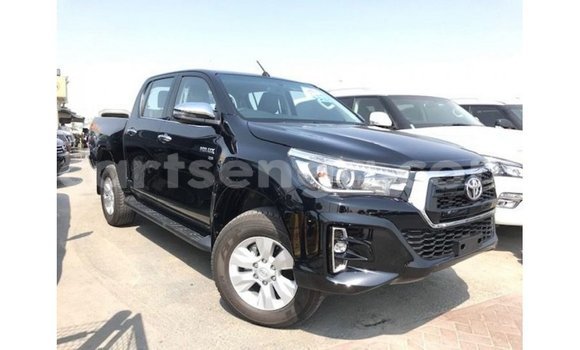 Nunua Imported Toyota Hilux Black Gari ndani ya Import - Dubai nchini Hhohho Nunua Imported Toyota Hilux Black Gari ndani ya Import - Dubai nchini Hhohho