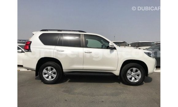 Nunua Imported Toyota Prado White Gari ndani ya Import - Dubai nchini Hhohho Nunua Imported Toyota Prado White Gari ndani ya Import - Dubai nchini Hhohho