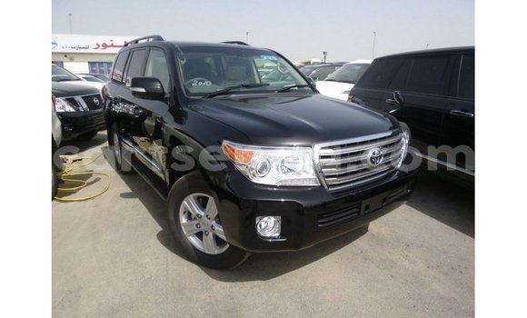 Acheter Import Voiture Toyota Land Cruiser Noir à Import - Dubai, Hhohho Acheter Import Voiture Toyota Land Cruiser Noir à Import - Dubai, Hhohho