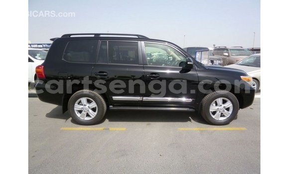 Acheter Import Voiture Toyota Land Cruiser Noir à Import - Dubai, Hhohho Acheter Import Voiture Toyota Land Cruiser Noir à Import - Dubai, Hhohho