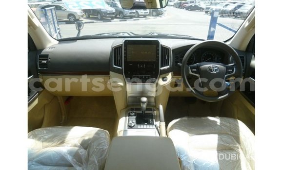 Nunua Imported Toyota Land Cruiser Black Gari ndani ya Import - Dubai nchini Hhohho Nunua Imported Toyota Land Cruiser Black Gari ndani ya Import - Dubai nchini Hhohho