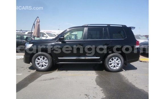Nunua Imported Toyota Land Cruiser Black Gari ndani ya Import - Dubai nchini Hhohho Nunua Imported Toyota Land Cruiser Black Gari ndani ya Import - Dubai nchini Hhohho