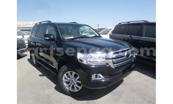 Acheter Import Voiture Toyota Land Cruiser Noir à Import - Dubai, Hhohho Acheter Import Voiture Toyota Land Cruiser Noir à Import - Dubai, Hhohho