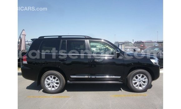 Acheter Import Voiture Toyota Land Cruiser Noir à Import - Dubai, Hhohho Acheter Import Voiture Toyota Land Cruiser Noir à Import - Dubai, Hhohho