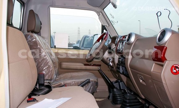 Buy Import Toyota Land Cruiser Beige Car in Import - Dubai in Hhohho Buy Import Toyota Land Cruiser Beige Car in Import - Dubai in Hhohho