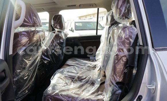 Buy Import Toyota Land Cruiser Other Car in Import - Dubai in Hhohho Buy Import Toyota Land Cruiser Other Car in Import - Dubai in Hhohho