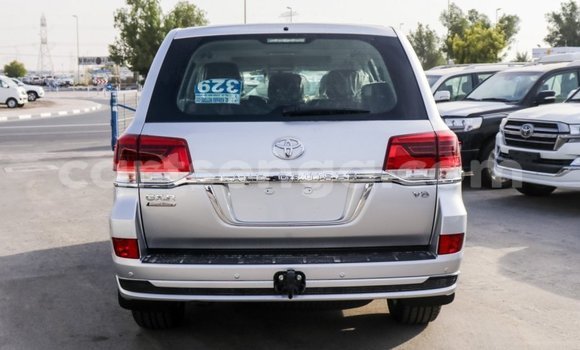 Buy Import Toyota Land Cruiser Other Car in Import - Dubai in Hhohho Buy Import Toyota Land Cruiser Other Car in Import - Dubai in Hhohho