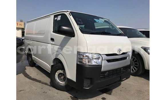Acheter Import Voiture Toyota Hiace Blanc à Import - Dubai, Hhohho Acheter Import Voiture Toyota Hiace Blanc à Import - Dubai, Hhohho
