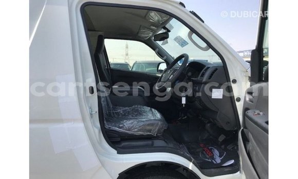Acheter Import Voiture Toyota Hiace Blanc à Import - Dubai, Hhohho Acheter Import Voiture Toyota Hiace Blanc à Import - Dubai, Hhohho