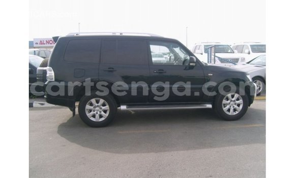 Nunua Imported Mitsubishi Pajero Black Gari ndani ya Import - Dubai nchini Hhohho Nunua Imported Mitsubishi Pajero Black Gari ndani ya Import - Dubai nchini Hhohho