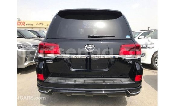 Acheter Import Voiture Toyota Land Cruiser Noir à Import - Dubai, Hhohho Acheter Import Voiture Toyota Land Cruiser Noir à Import - Dubai, Hhohho