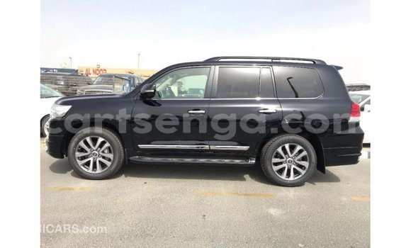 Acheter Import Voiture Toyota Land Cruiser Noir à Import - Dubai, Hhohho Acheter Import Voiture Toyota Land Cruiser Noir à Import - Dubai, Hhohho