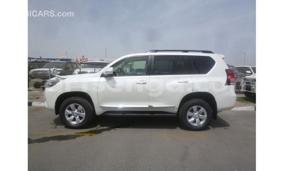 Nunua Imported Toyota Prado White Gari ndani ya Import - Dubai nchini Hhohho Nunua Imported Toyota Prado White Gari ndani ya Import - Dubai nchini Hhohho