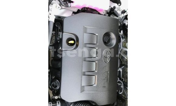 Acheter Import Voiture Toyota 4Runner Blanc à Import - Dubai, Hhohho Acheter Import Voiture Toyota 4Runner Blanc à Import - Dubai, Hhohho