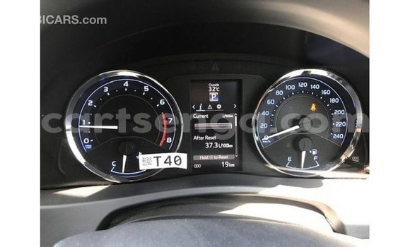 Nunua Imported Toyota Corolla White Gari ndani ya Import - Dubai nchini Hhohho Nunua Imported Toyota Corolla White Gari ndani ya Import - Dubai nchini Hhohho