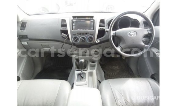 Buy Import Toyota Hilux Blue Car in Import - Dubai in Hhohho Buy Import Toyota Hilux Blue Car in Import - Dubai in Hhohho
