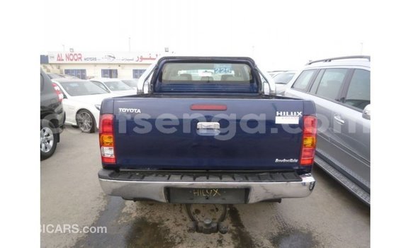 Buy Import Toyota Hilux Blue Car in Import - Dubai in Hhohho Buy Import Toyota Hilux Blue Car in Import - Dubai in Hhohho