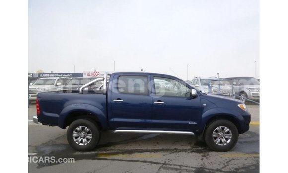 Buy Import Toyota Hilux Blue Car in Import - Dubai in Hhohho Buy Import Toyota Hilux Blue Car in Import - Dubai in Hhohho