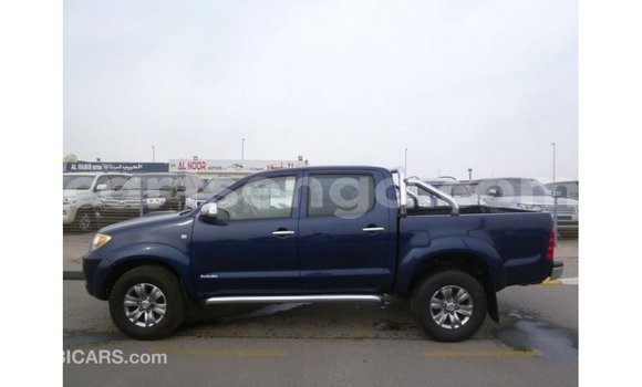 Buy Import Toyota Hilux Blue Car in Import - Dubai in Hhohho Buy Import Toyota Hilux Blue Car in Import - Dubai in Hhohho
