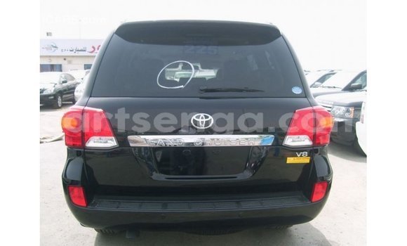 Nunua Imported Toyota Land Cruiser Black Gari ndani ya Import - Dubai nchini Hhohho Nunua Imported Toyota Land Cruiser Black Gari ndani ya Import - Dubai nchini Hhohho