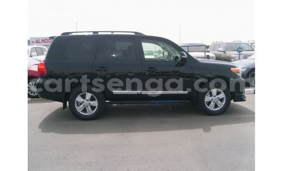 Nunua Imported Toyota Land Cruiser Black Gari ndani ya Import - Dubai nchini Hhohho Nunua Imported Toyota Land Cruiser Black Gari ndani ya Import - Dubai nchini Hhohho