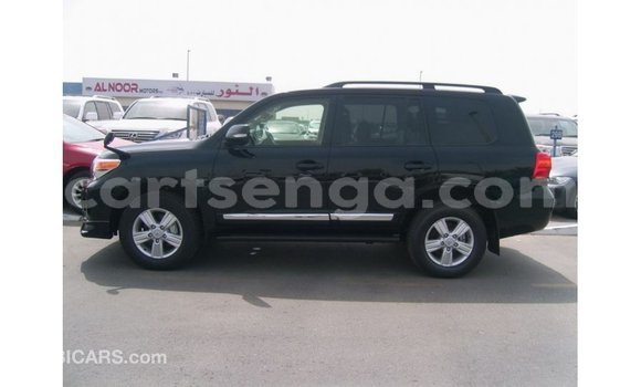 Nunua Imported Toyota Land Cruiser Black Gari ndani ya Import - Dubai nchini Hhohho Nunua Imported Toyota Land Cruiser Black Gari ndani ya Import - Dubai nchini Hhohho