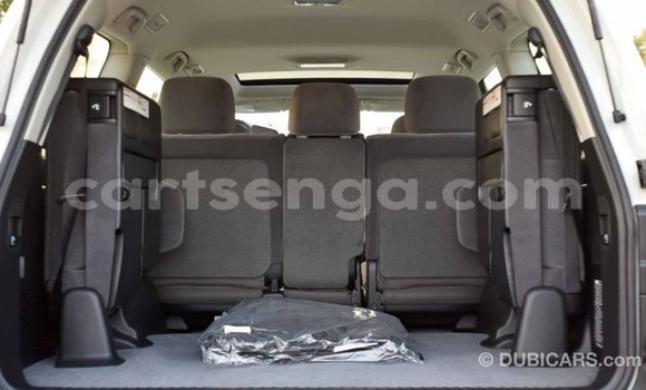 Buy Import Toyota Land Cruiser White Car in Import - Dubai in Hhohho Buy Import Toyota Land Cruiser White Car in Import - Dubai in Hhohho