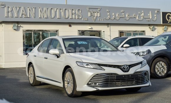 Acheter Import Voiture Toyota Camry Blanc à Import - Dubai, Hhohho Acheter Import Voiture Toyota Camry Blanc à Import - Dubai, Hhohho