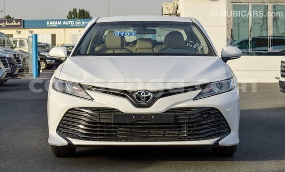 Buy Import Toyota Camry White Car in Import - Dubai in Hhohho Buy Import Toyota Camry White Car in Import - Dubai in Hhohho