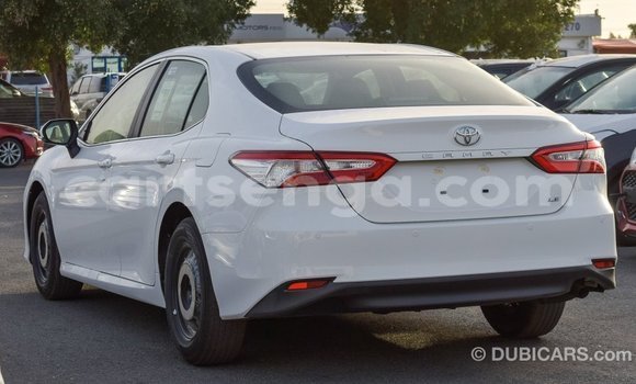 Buy Import Toyota Camry White Car in Import - Dubai in Hhohho Buy Import Toyota Camry White Car in Import - Dubai in Hhohho