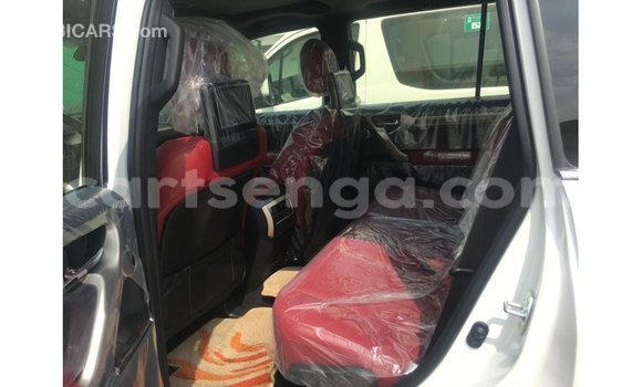 Buy Import Lexus GX White Car in Import - Dubai in Hhohho Buy Import Lexus GX White Car in Import - Dubai in Hhohho