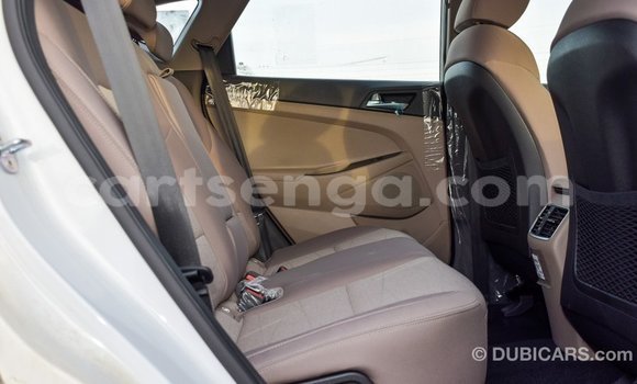 Buy Import Hyundai Tucson White Car in Import - Dubai in Hhohho Buy Import Hyundai Tucson White Car in Import - Dubai in Hhohho