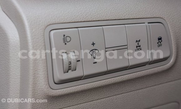 Buy Import Hyundai Tucson White Car in Import - Dubai in Hhohho Buy Import Hyundai Tucson White Car in Import - Dubai in Hhohho