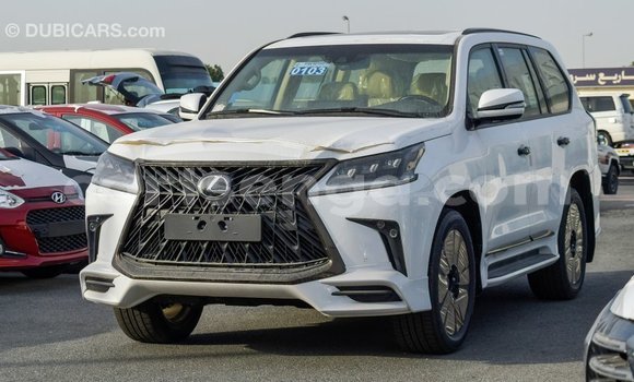 Buy Import Lexus LX White Car in Import - Dubai in Hhohho Buy Import Lexus LX White Car in Import - Dubai in Hhohho