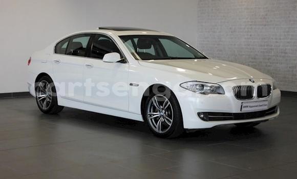 Acheter Occasion Voiture BMW 5–Series Blanc à Manzini, Manzini Acheter Occasion Voiture BMW 5–Series Blanc à Manzini, Manzini