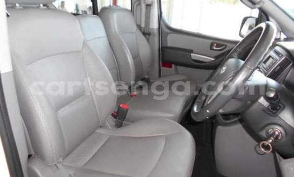 Acheter Occasion Voiture Hyundai H1 Blanc à Manzini, Manzini Acheter Occasion Voiture Hyundai H1 Blanc à Manzini, Manzini