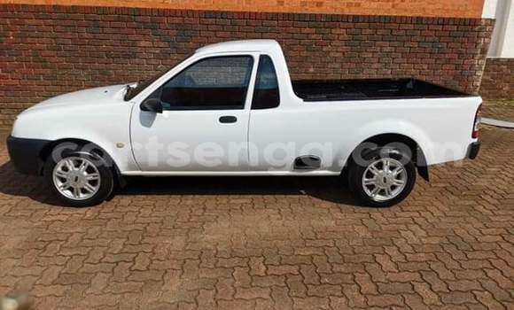 Acheter Occasion Voiture Ford Pickup Blanc à Manzini, Manzini Acheter Occasion Voiture Ford Pickup Blanc à Manzini, Manzini