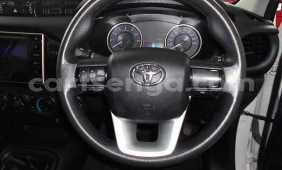 Acheter Occasion Voiture Toyota Hilux Blanc à Manzini, Manzini Acheter Occasion Voiture Toyota Hilux Blanc à Manzini, Manzini